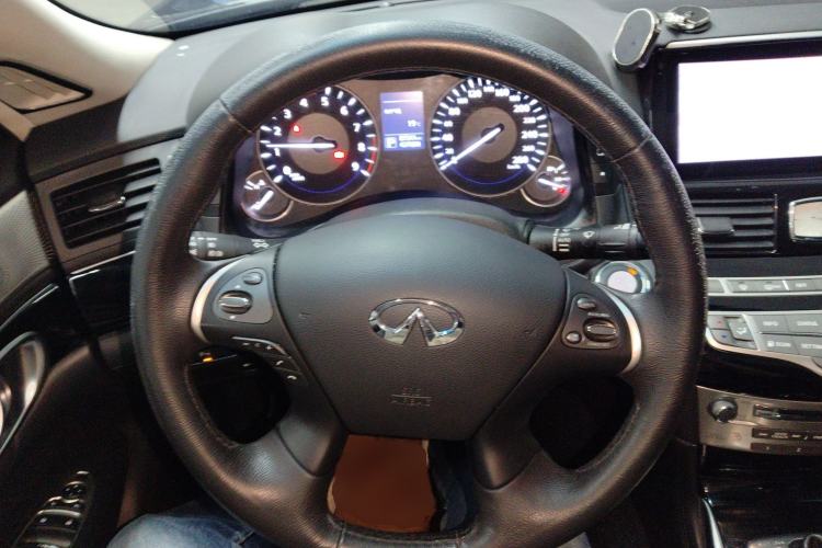 Used Infiniti Q70 2017 Q70L 2.5L Elite Edition Steering Wheel