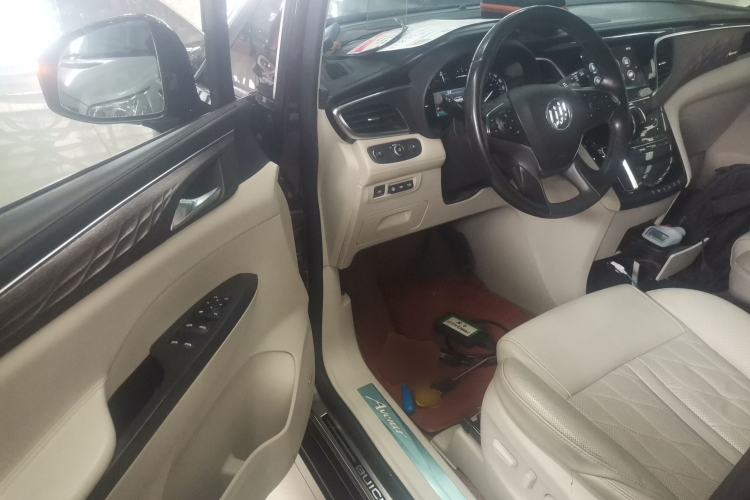 Used Buick GL8 2017 28T Avenir Avia National Emission Standard V