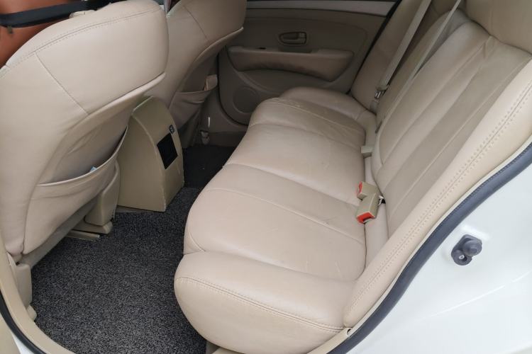 Used Nissan Sylphy 2012 Classic 1.6XE Automatic Comfort Edition Left Rear Seat