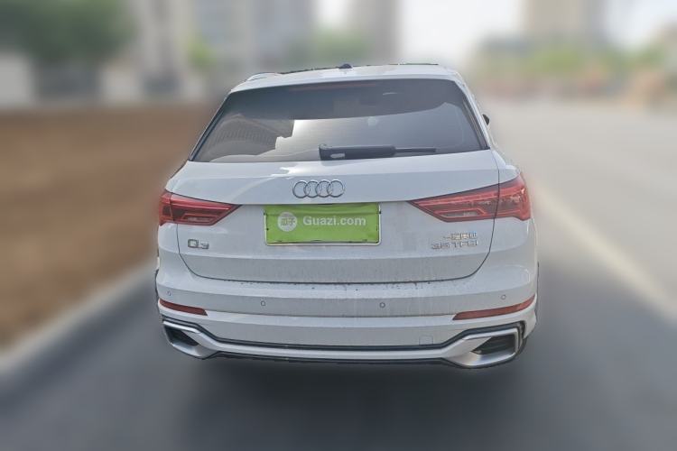 Used Audi Q3 2024 35 TFSI Ambition Dynamic Edition
