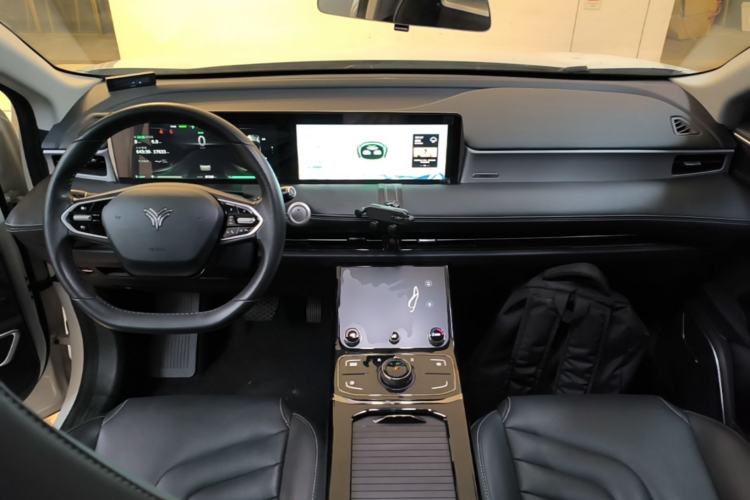 Ojetý NETA U 2022 Pro 400 Comfort Edition