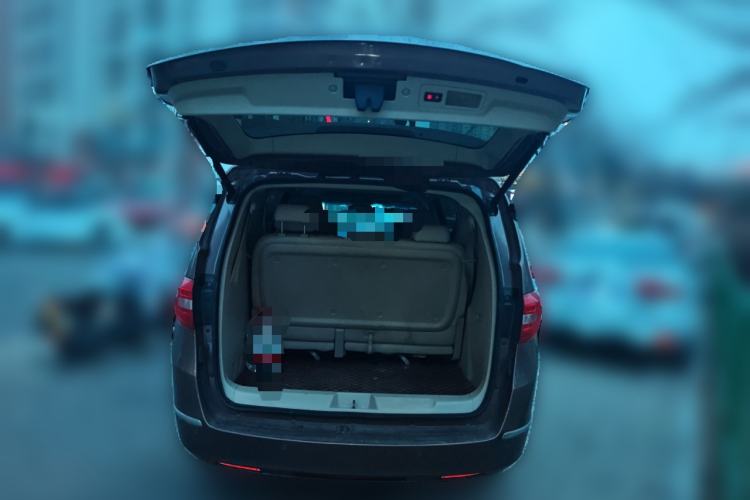 Used Buick GL8 2018 28T Luxury Model China VI Standard Trunk