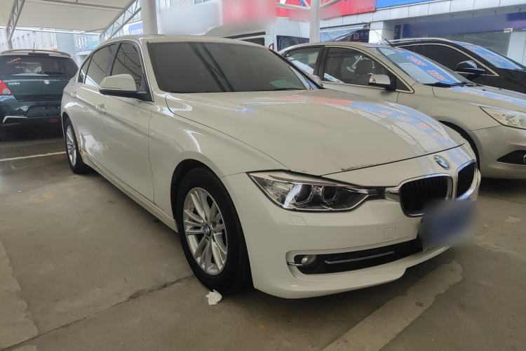 Used BMW 3 Series 2014 320Li Fashion Model Front Right 45 Deg