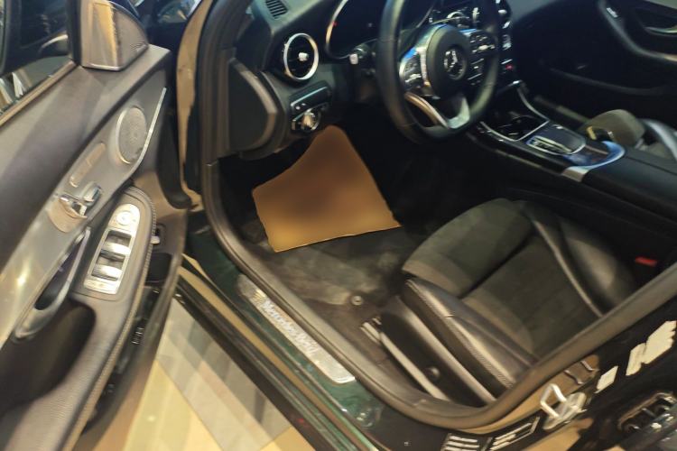 Used Mercedes-Benz C-Class 2019 C 260 Sport Edition 4MATIC Driver Seat