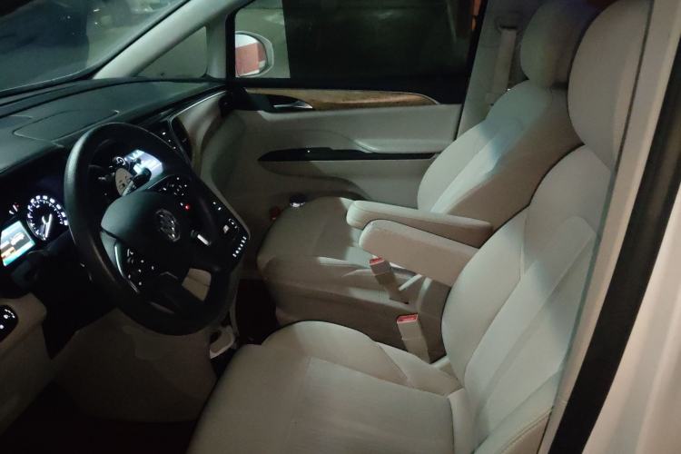 Used Buick GL8 2018 ES 28T Comfort Model China VI Standard
