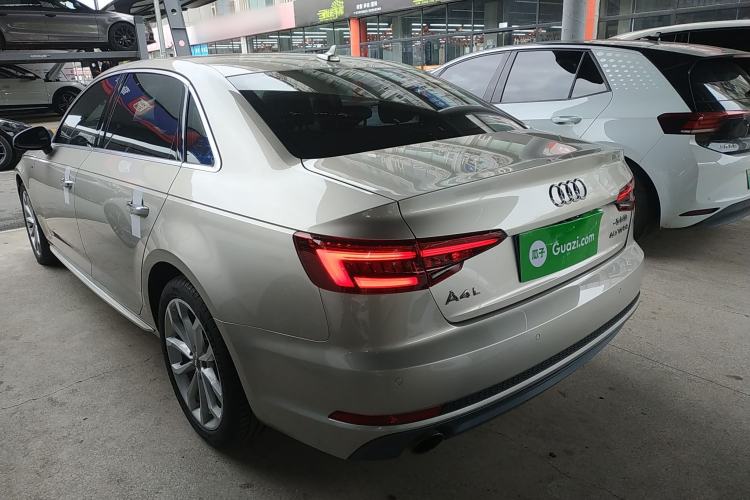 Used Audi A4L 2018 30th Anniversary Edition 40 TFSI Fashion Model Rear Left 45 Deg