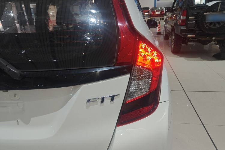 Used Honda Fit 2016 1.5L LX CVT Comfort Model

