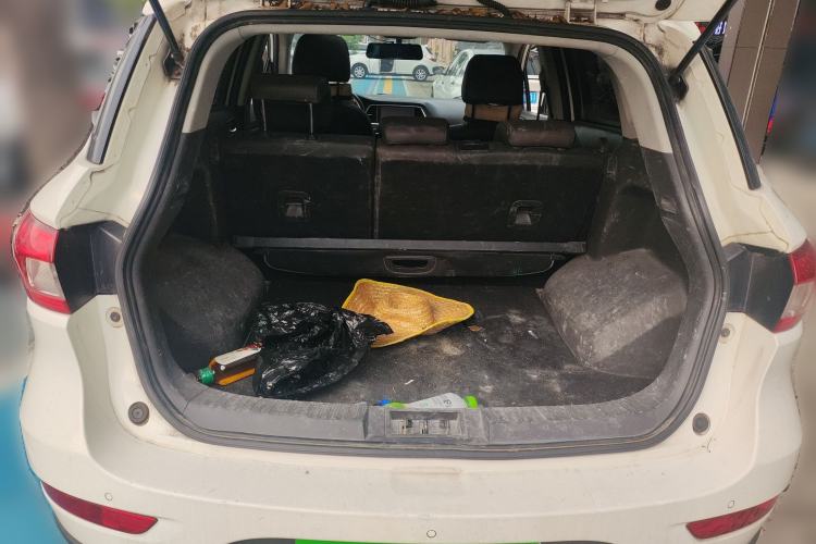 Used GAC Trumpchi GS4 2015 200T G-DCT Luxury Edition Trunk