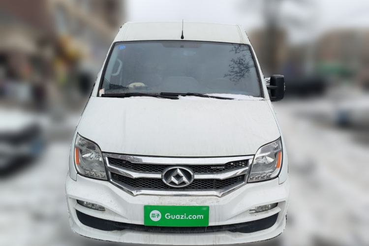 Used SAIC MAXUS Xintu V80 2016 2.5T Manual Aoyuntong National IV Short Wheelbase Mid-Roof 6-Seater