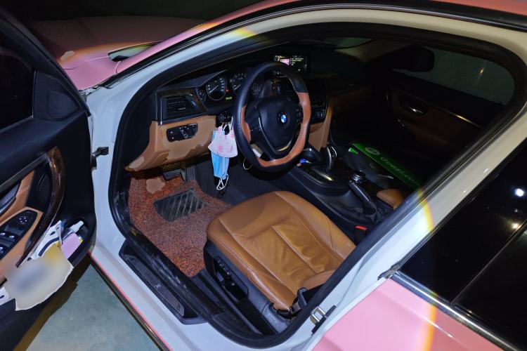 Used BMW 3 Series 2014 320Li Luxury Design Package
