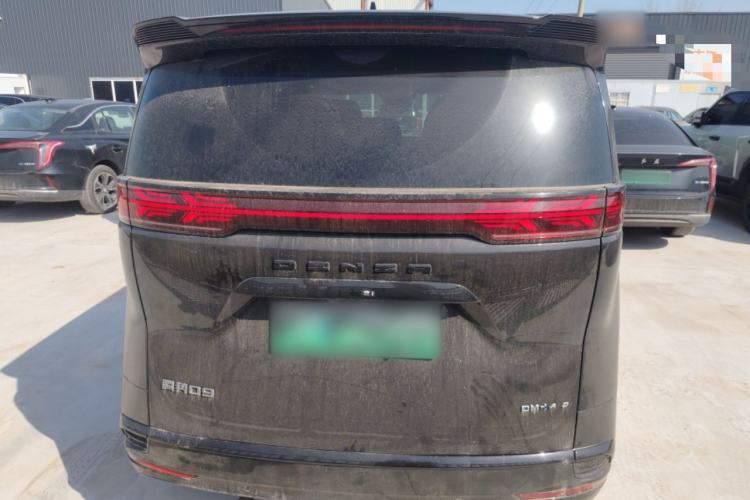 Used Denza D9 2024 DM-i 980 Four-Wheel Drive Prestige Model
