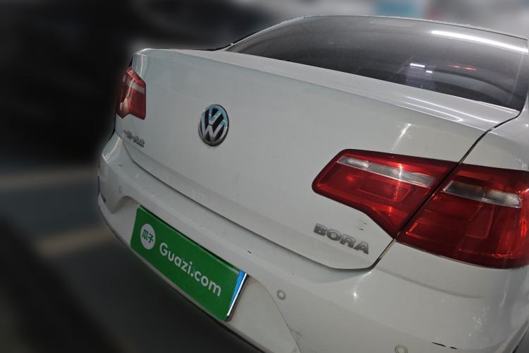 Used Volkswagen Bora 2015 Value Edition 1.6L Automatic Comfort Version Rear