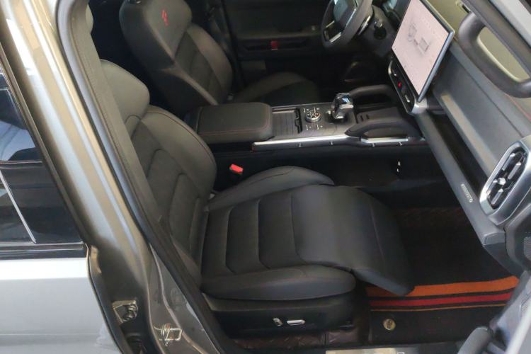 Used JETOUR Traveler 2023 2.0T All-Wheel Drive Conquer PRO
