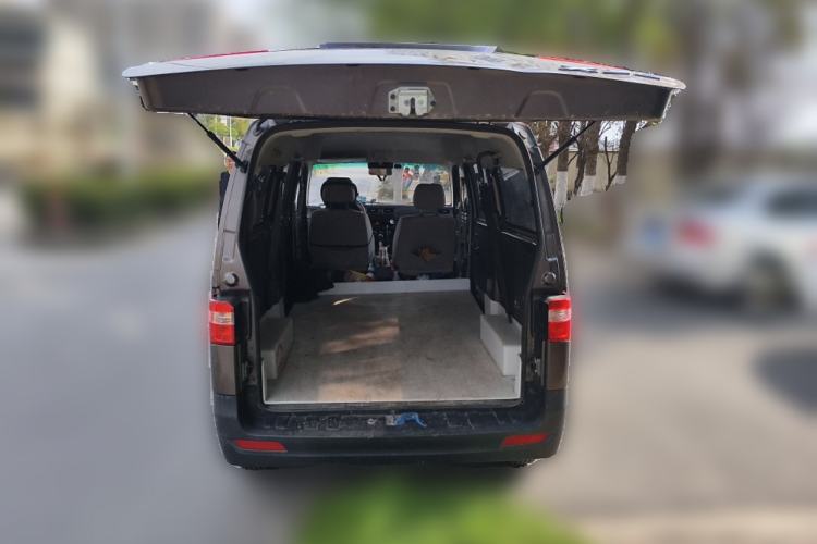 Used Jinbei Hiace X30 2021 1.5L Wealthy Single-Steaming Air-Conditioned Version Bus China VI Standard SWC15M
