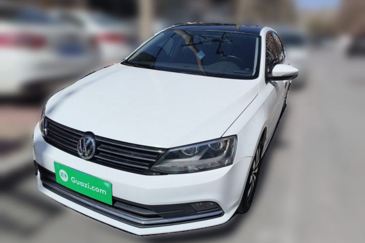 Used Volkswagen Sagitar 2017 230TSI Automatic Comfort Version