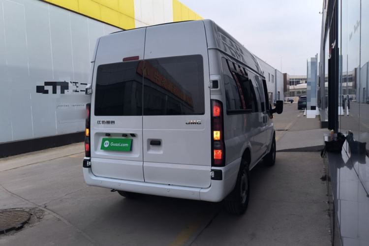 Used JMC Fushun 2023 2.0T Manual Short-Wheelbase Mid-Height Commercial Multi-Purpose 5-Seater Passenger Vehicle Rear Right 45 Deg