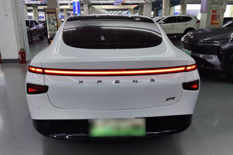 Used XPeng P7 2022 670N+