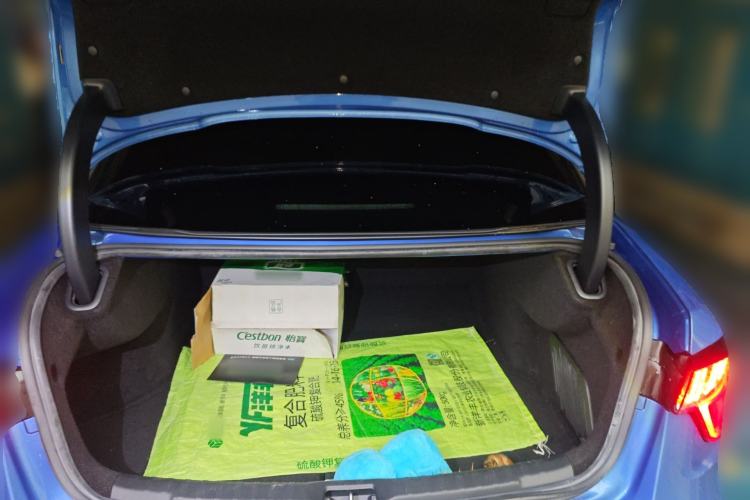 Used Lynk & Co 03 2019 1.5TD DCT JingPro Edition China VI Standard Trunk