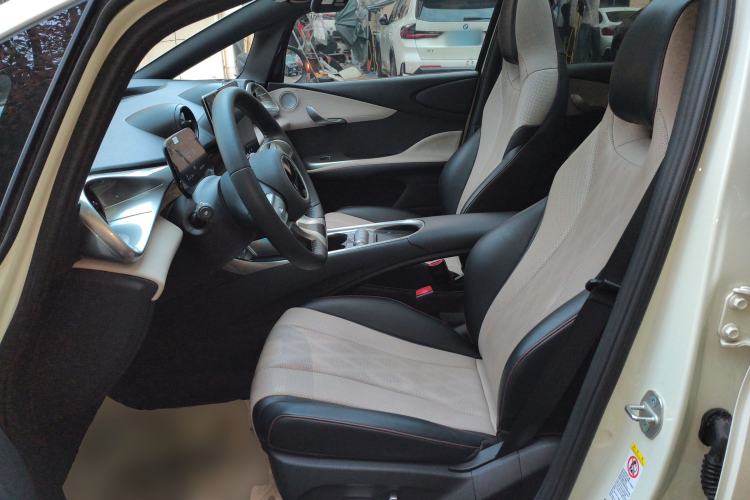 Used BYD Dolphin 2024 Honor Edition 420km Fashion Version
