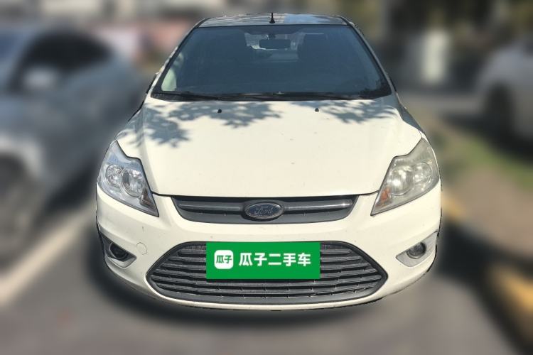 Used Ford Focus 2013 Sedan Classic 1.8L Manual Base Model

