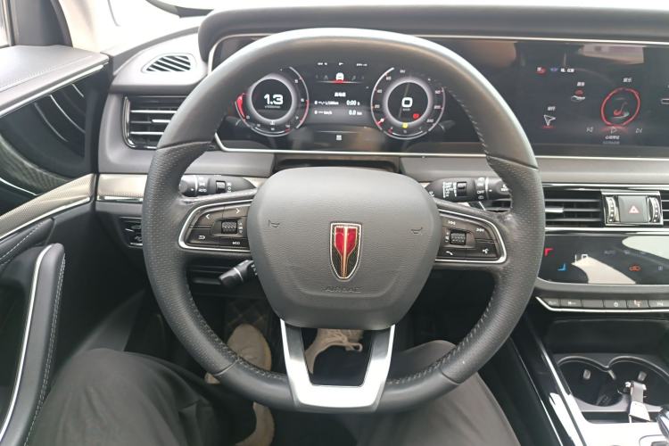 Used Hongqi HS5 2022 Revised Version 2.0T Smart Connect Flagship Edition
