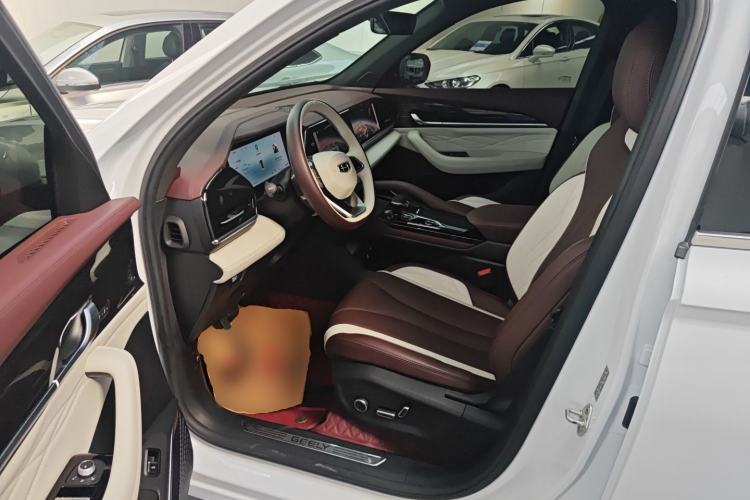 Used Geely Auto Monjaro L 2024 2.0TD High-Power Automatic Two-Wheel Drive Yunqi Version
