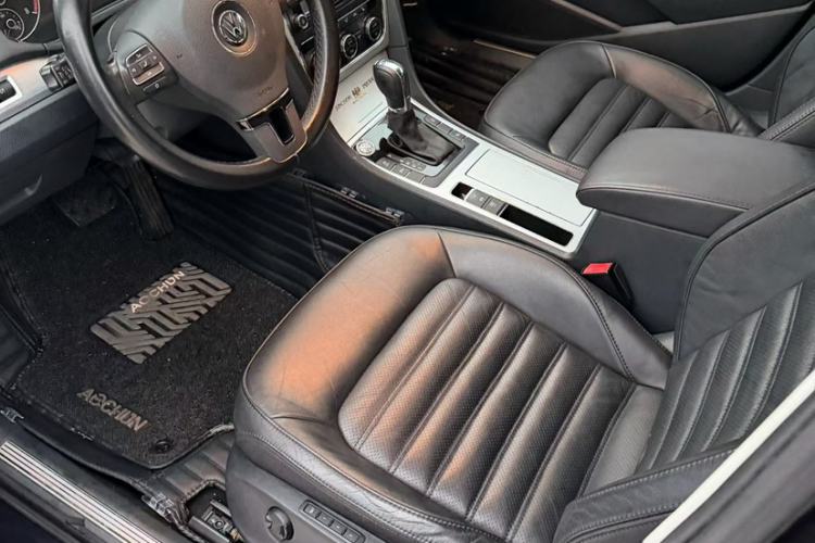 Used Volkswagen Passat 2015 1.8TSI DSG Prestige Edition
