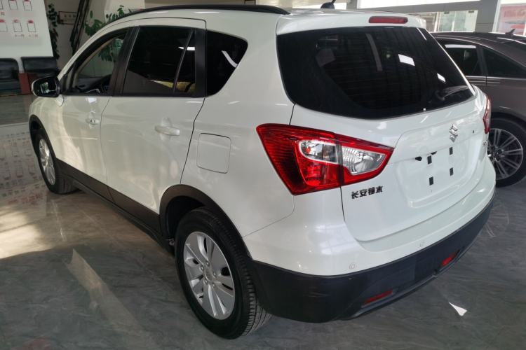 Used Suzuki S-Cross 2015 1.6L CVT Two-Wheel Drive Entry-Level Trim