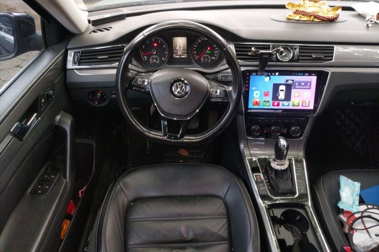 Used Volkswagen Passat 2016 330TSI DSG Luxury Edition Steering Wheel