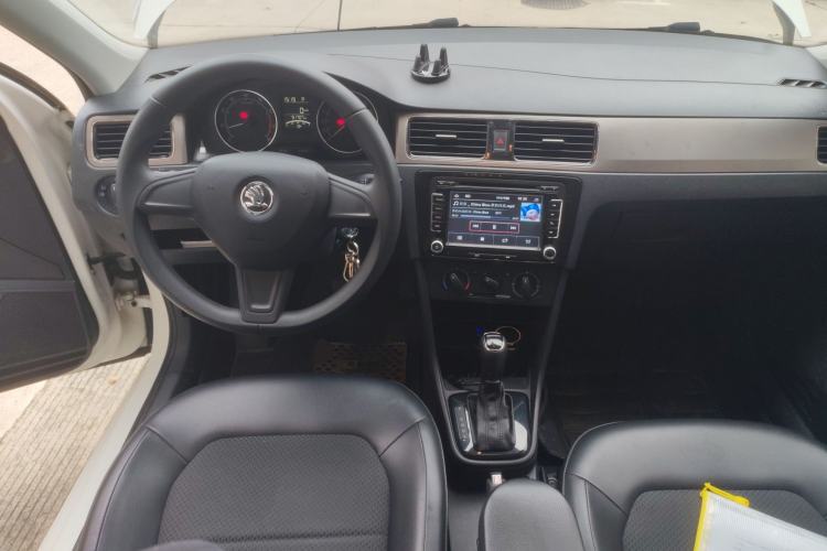 Used Skoda Rapid Spaceback 2014 1.6L Automatic Enjoyment Edition