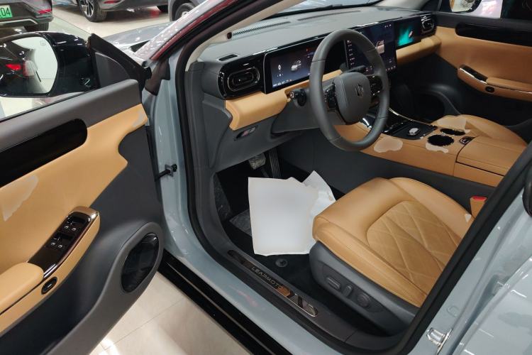 Used Leapmotor C01 2024 Range-Extended 216 Luxury Edition