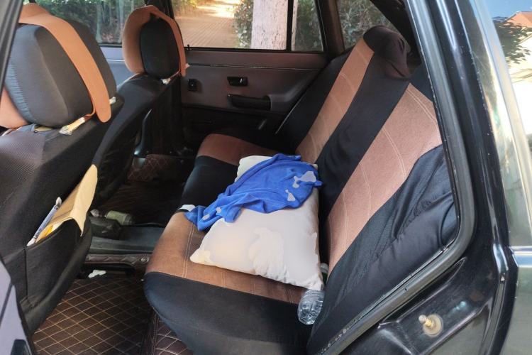 Used Volkswagen Santana  Left Rear Seat