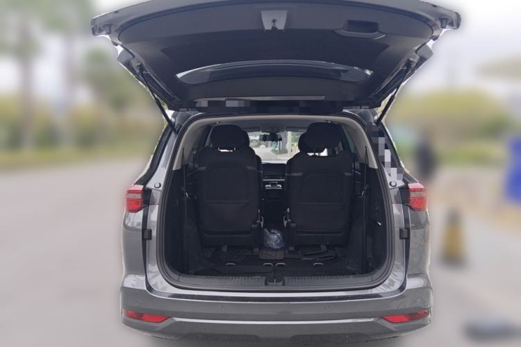 Used Wuling Victory 2020 1.5T CVT Elite Model Trunk