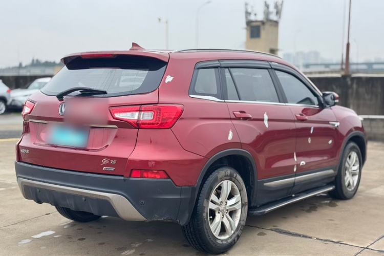 Used CHANGAN CS75 2016 2.0L Manual Luxury Version China IV Standard
