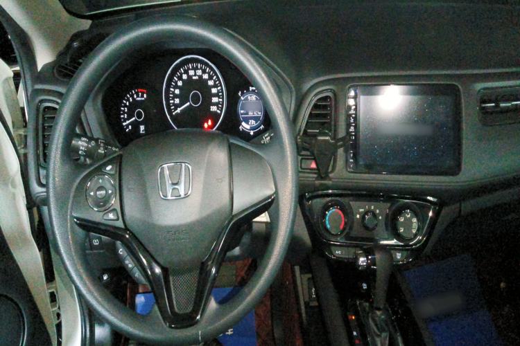 Used Honda Vezel 2020 1.5L CVT Pioneer Edition
