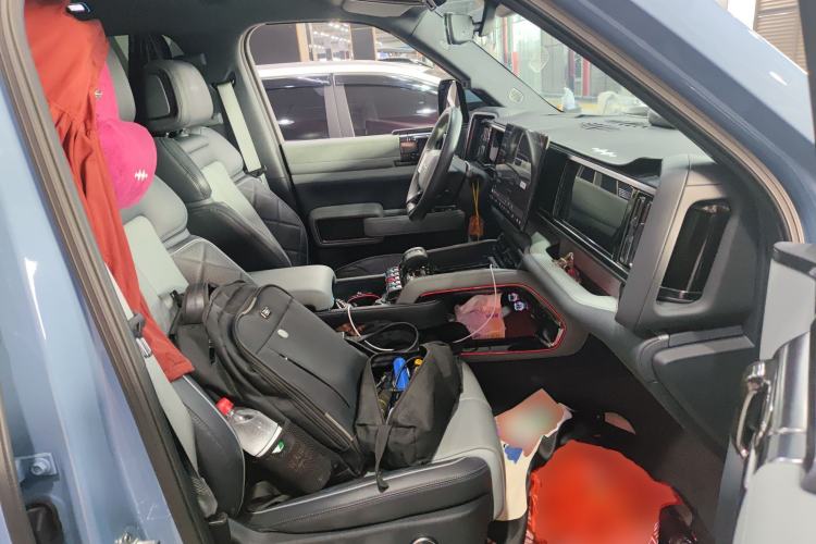 Used Formula Leopard Leopard 5 2023 Navigator Edition
