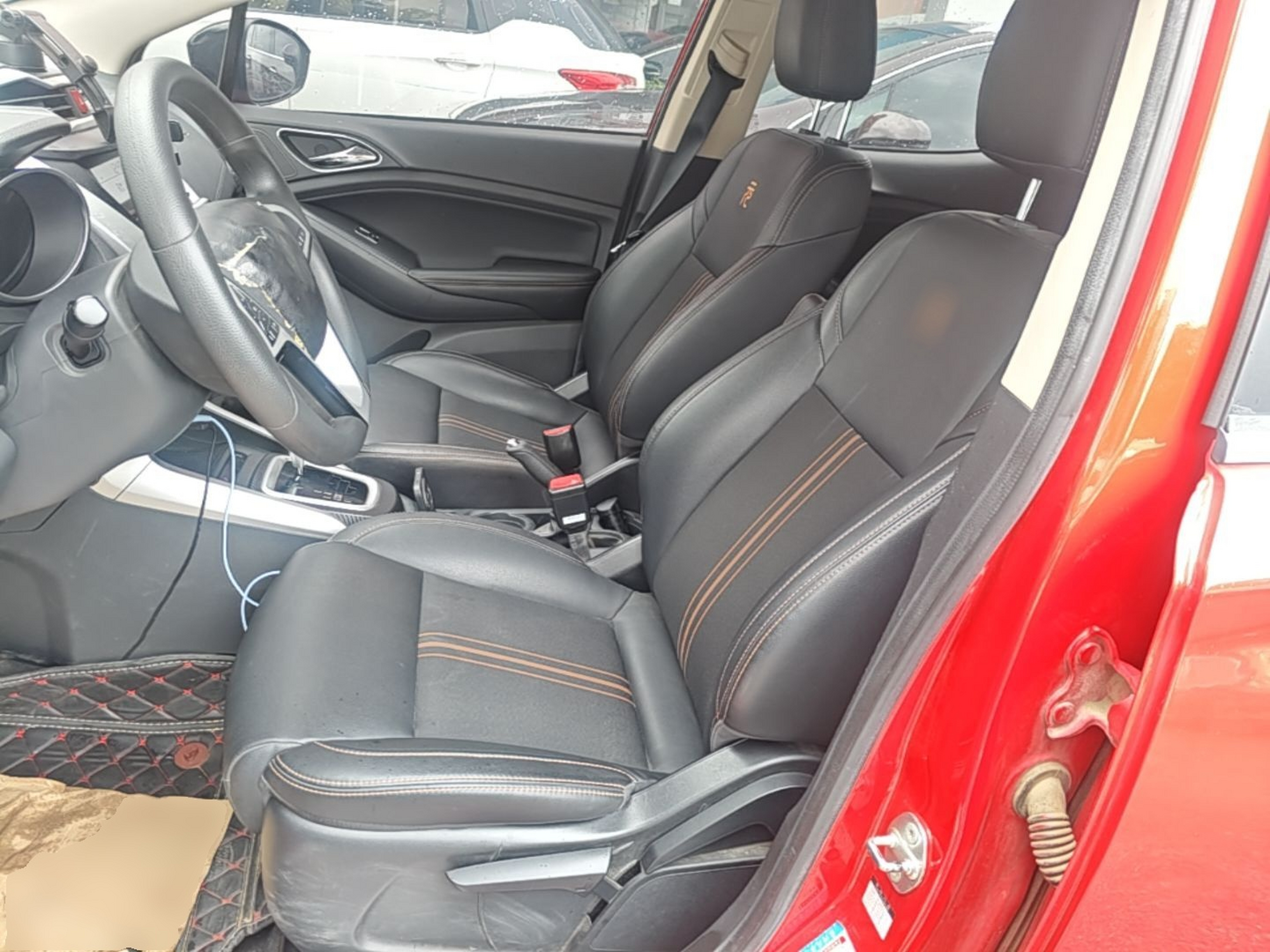 Interior delantero
