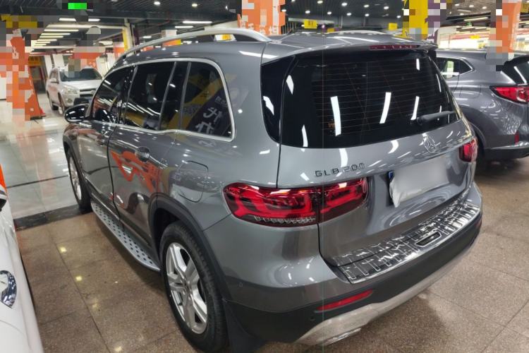 Used Mercedes-Benz GLB 2022 Second Facelift GLB 200 Fashion Edition Exterior 2