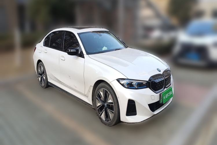 Used BMW i3 2023 eDrive 40 L Midnight Sports Package
