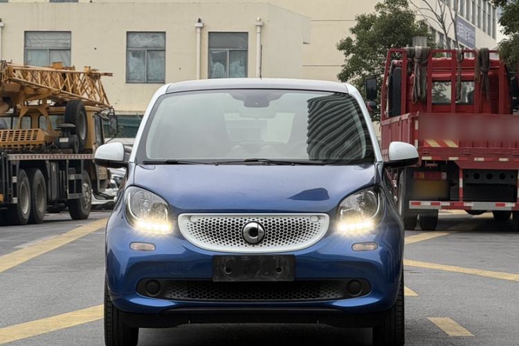 Used smart forfour 2018 0.9T 66 kW Pioneer Edition
