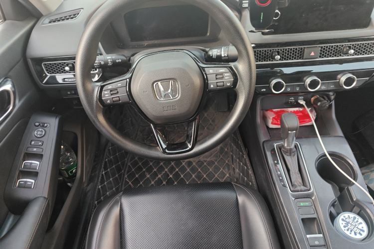 Used Honda Civic 2022 240TURBO CVT Dynamic Edition
