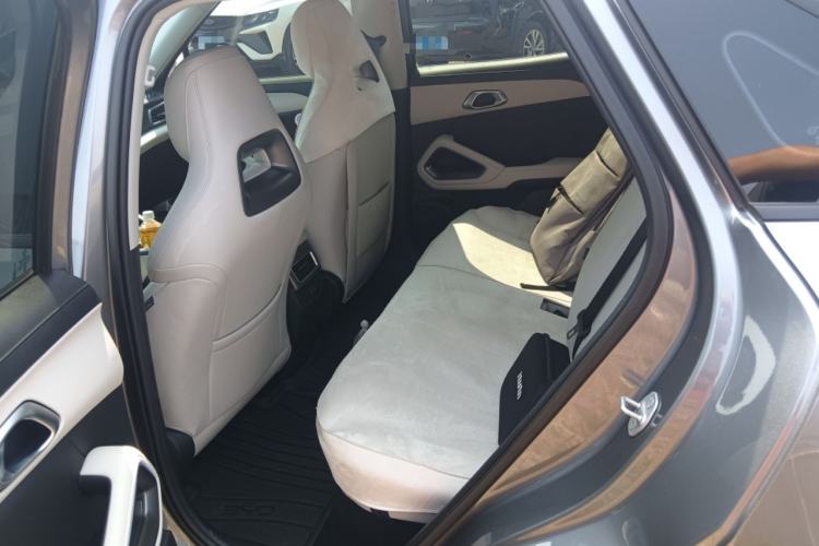 Used BYD Yuan UP 2025 Intelligent Driving Version 401 km Leading Edition