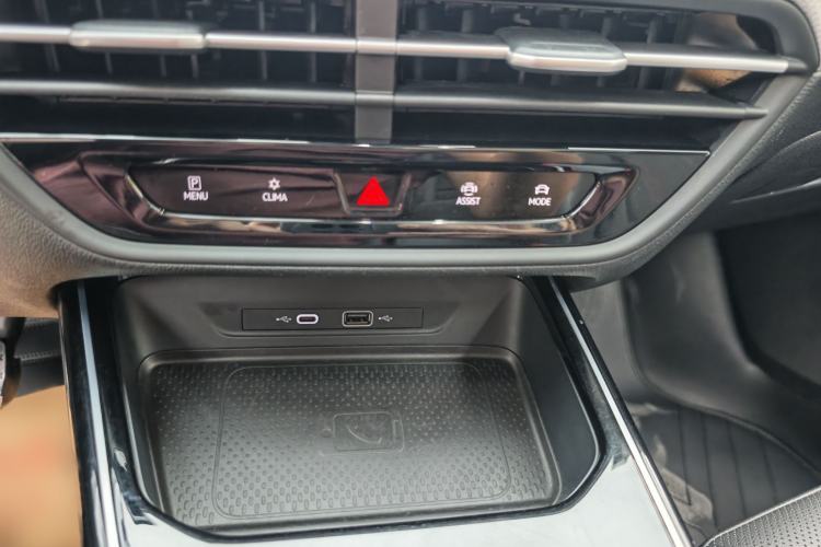 Used Volkswagen Lamando 2023 Lavida L 280TSI DSG Cool & Spicy Edition
