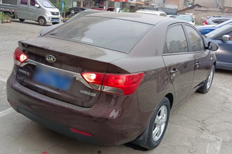 Used Kia Forte 2014 1.6L MT GL