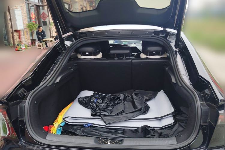 Used CHANGAN UNI-V 2022 1.5T Sport Edition Trunk