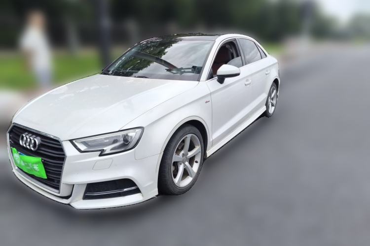 Used Audi A3 2018 30th Anniversary Edition Limousine 35 TFSI Fashion Model Guazi used car, China used car export, Used car for sale, Used cars, Cheapest cars for sale