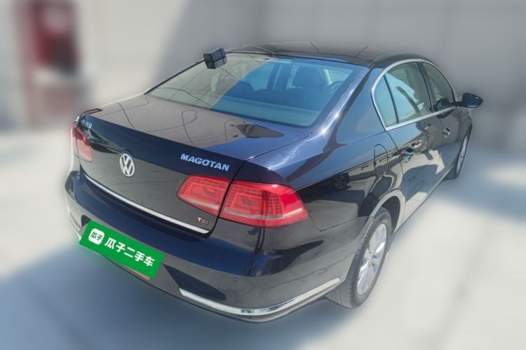 Used Volkswagen Magotan 2012 Revised 1.8TSI Luxury Version Rear Right 45 Deg