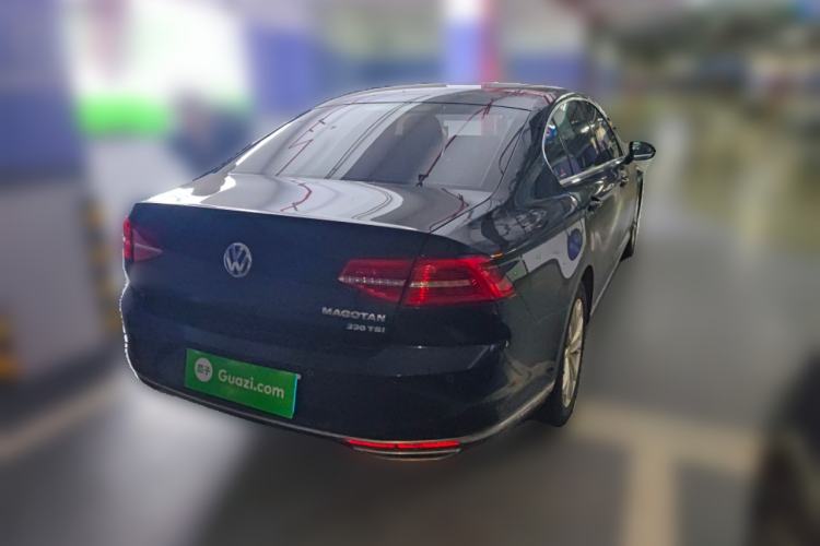 Used Volkswagen Magotan 2018 Facelift 330TSI DSG Luxury Model
