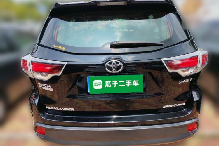 Used Toyota Highlander 2017 2.0T Four-Wheel Drive Luxury Edition 7 Seats