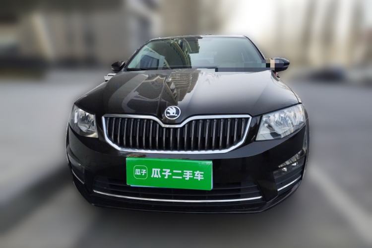 Used Skoda Octavia 2016 1.6L Automatic Smart Drive Edition
